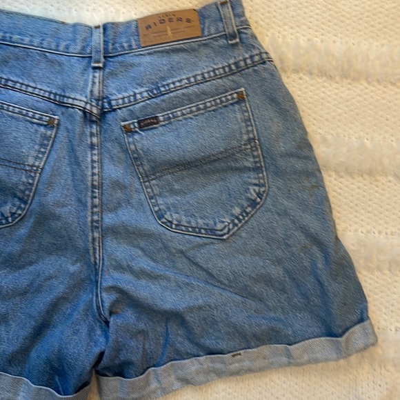 Riders Lee Jean shorts high waisted women’s size 10 12 - Picture 10 of 10